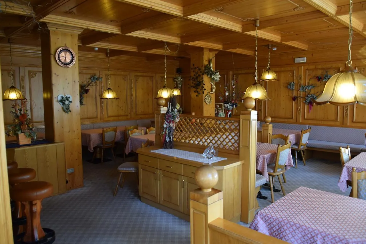 Hotel Alpenrose Alleghe Italy