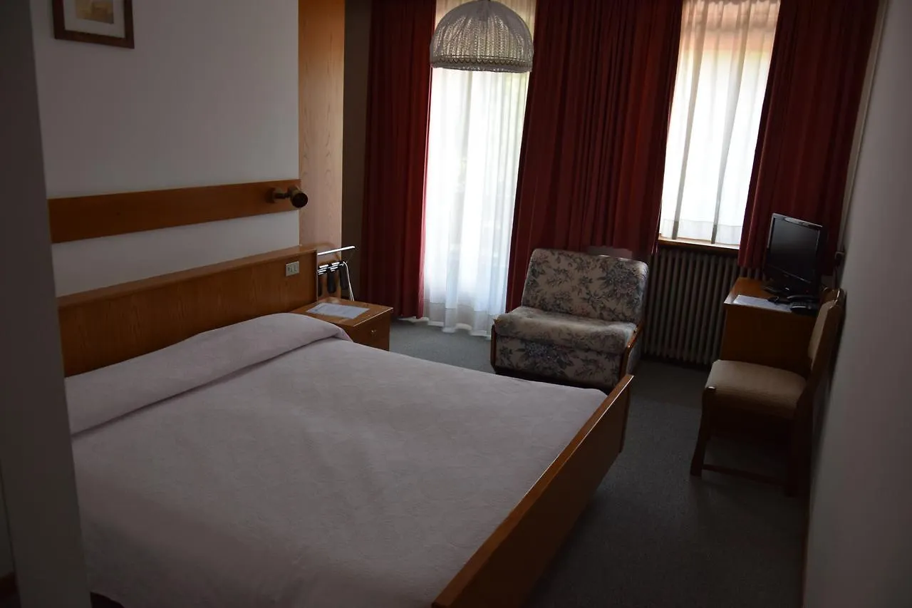 Hotel Alpenrose Alleghe