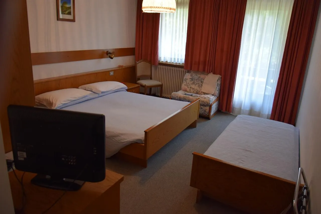Hotel Alpenrose Alleghe
