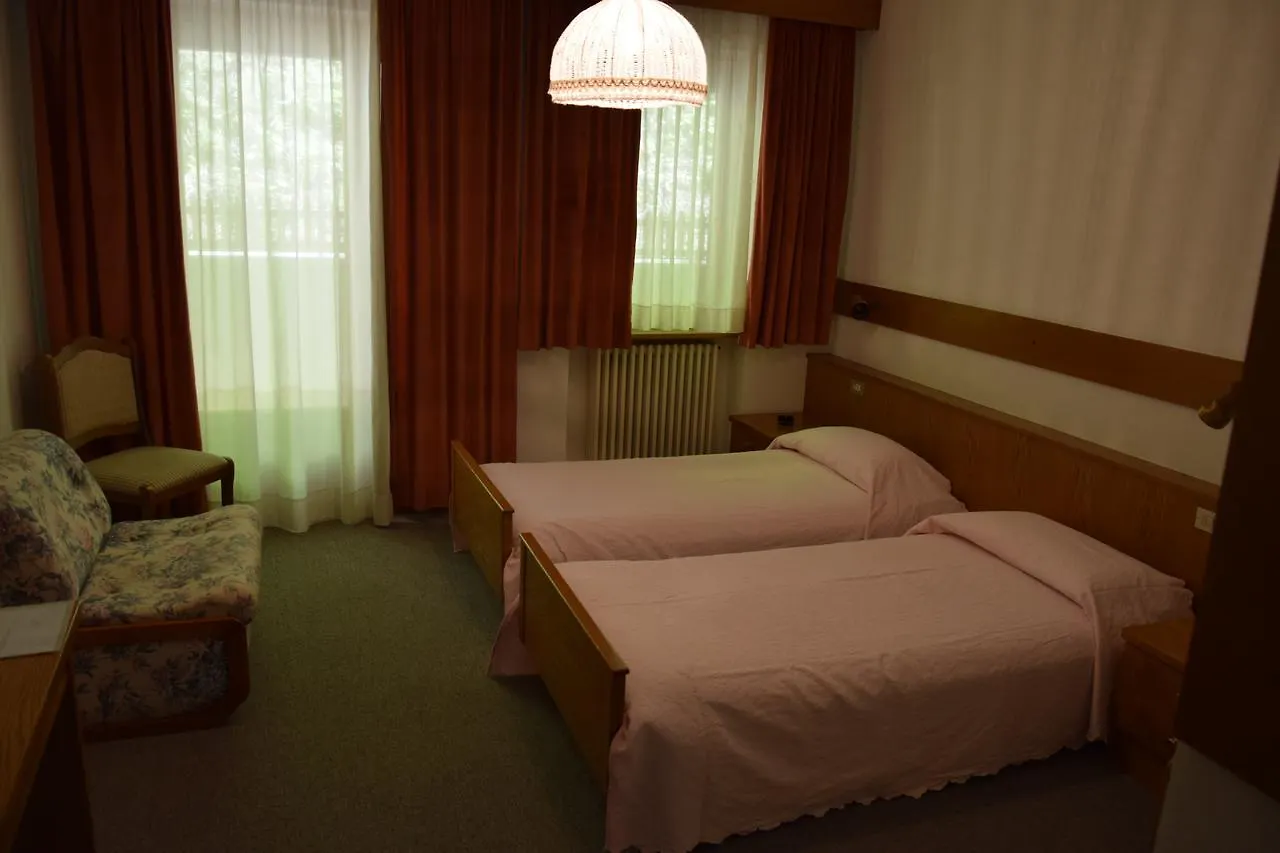 Hotel Alpenrose Alleghe
